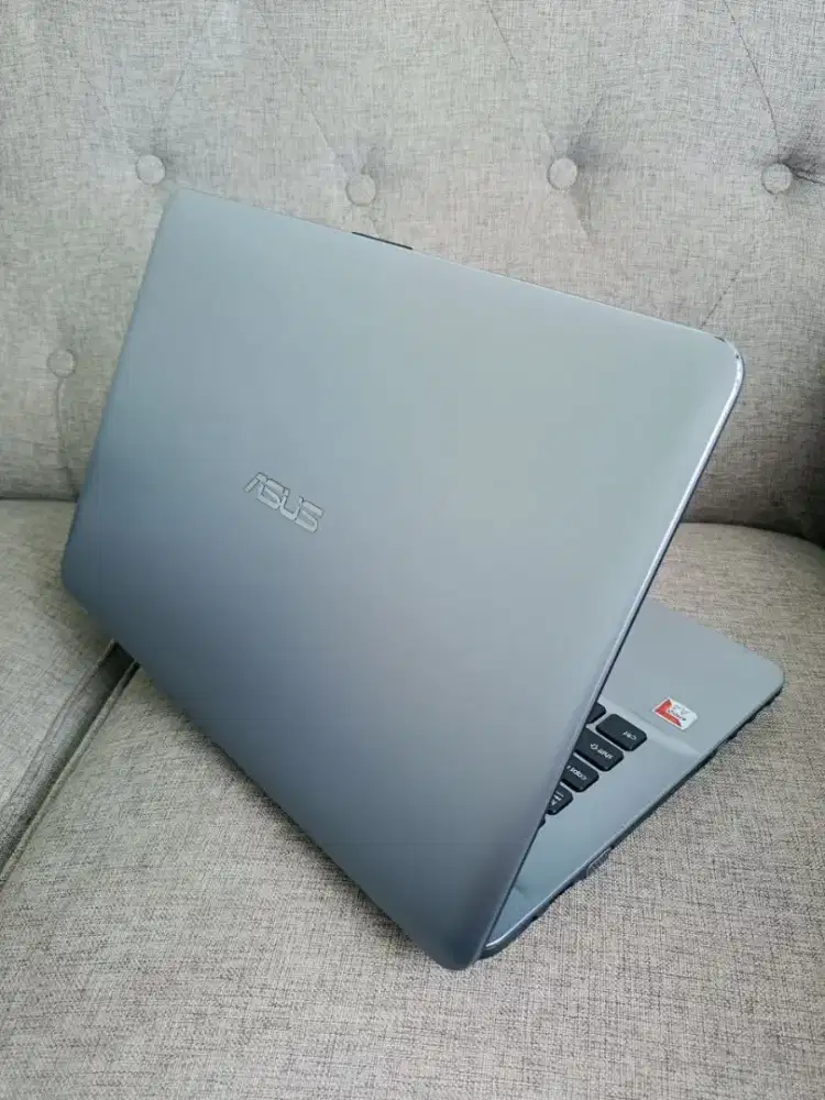 Laptop Asus X441B Mulus Noken