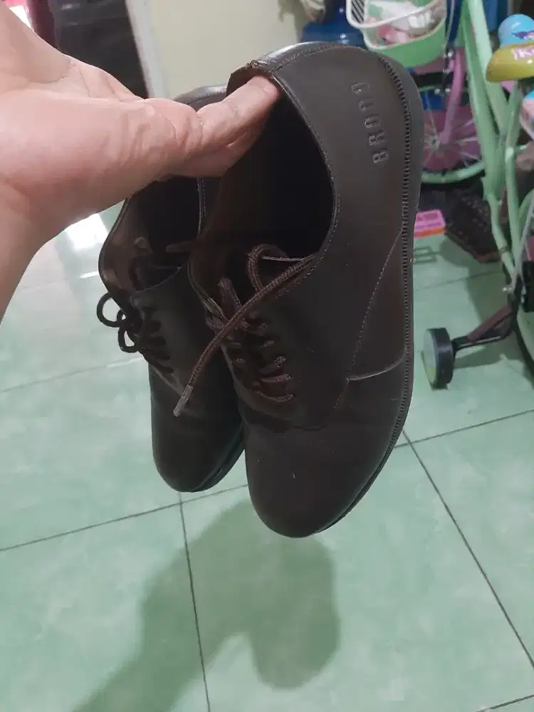Sepatu Brodo Natuna Brown