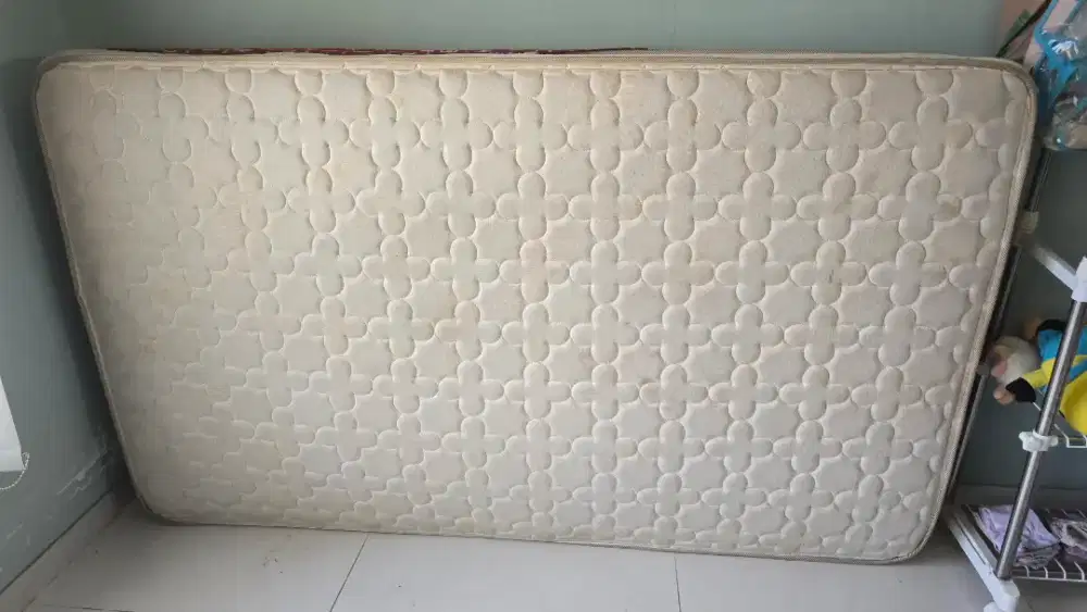 Springbed ukuran 200x120 cm