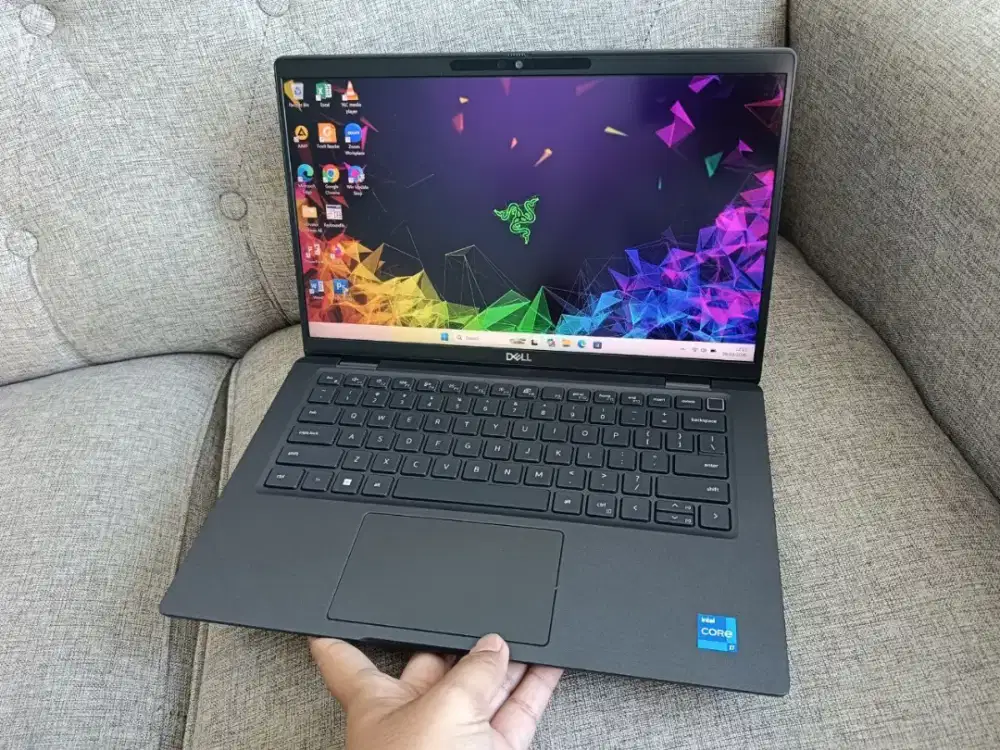 Laptop Core i7 Gen 11 RAM 16GB SSD 512GB Slim