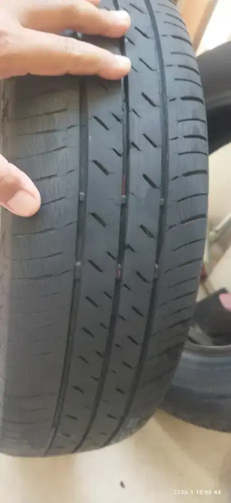 Jual dua ban bekas bridgestone