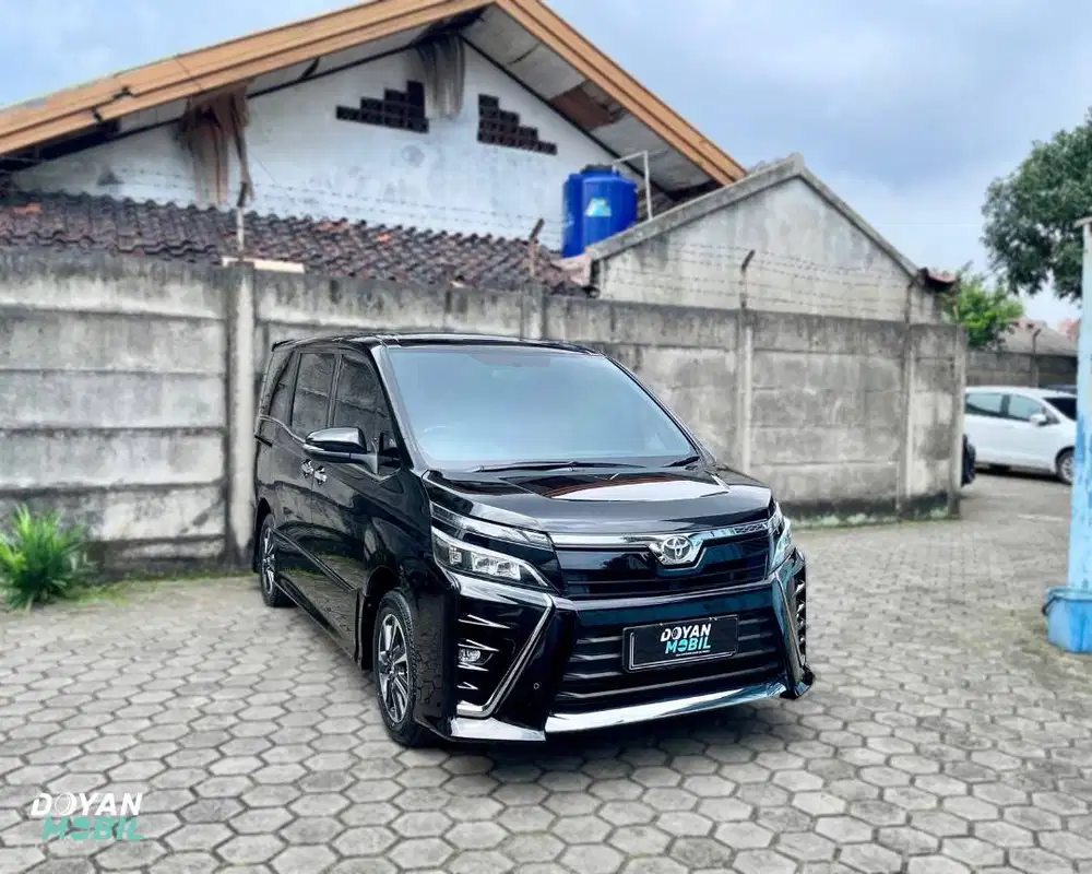 [Harga Caash] TOYOTA Voxy Matic 2018 - 1st Hand, KM 81k,Mint Condition