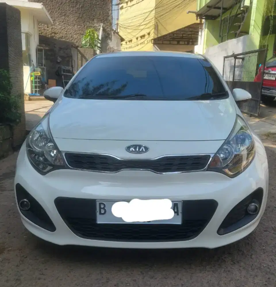 Kia All New Rio 1.4 SE 2012 Manual Putih Terawat