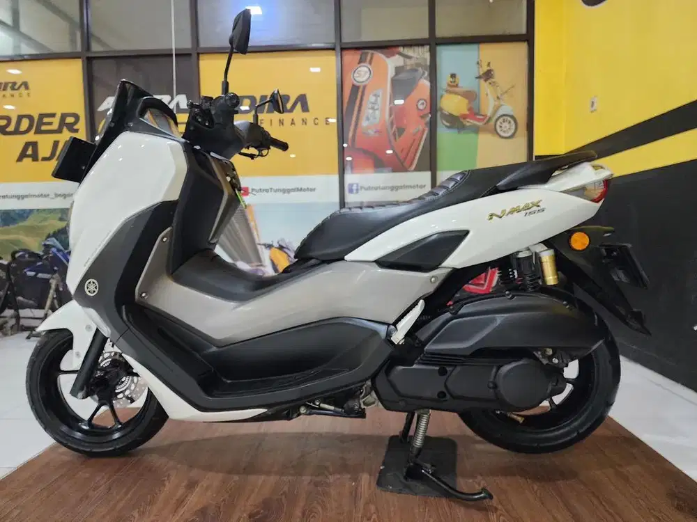 Jual cash kredit nmax 155