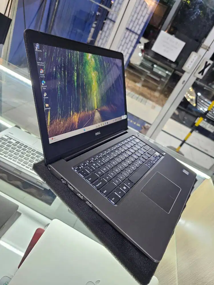 Laptop Dell Premium Core i5 Dual Vga Murah