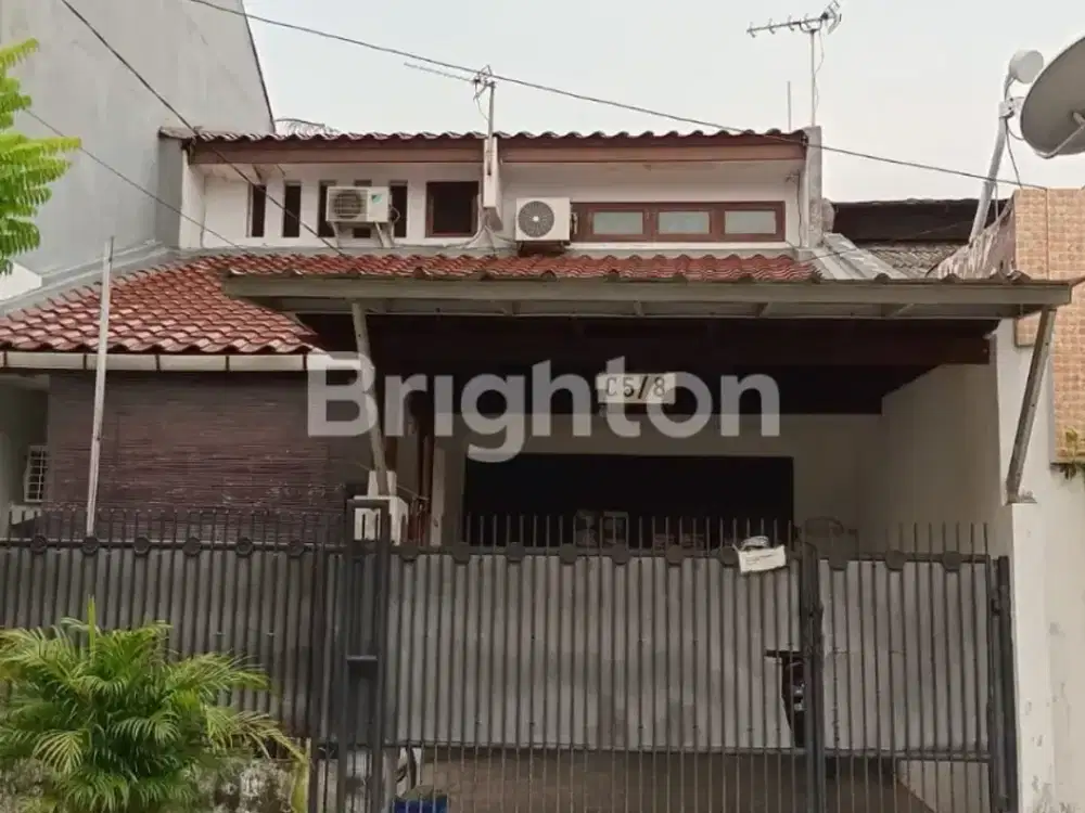 Rumah 2 Lantai Nyaman & Asri Di Duren Sawit, Dekat Pusat Kota