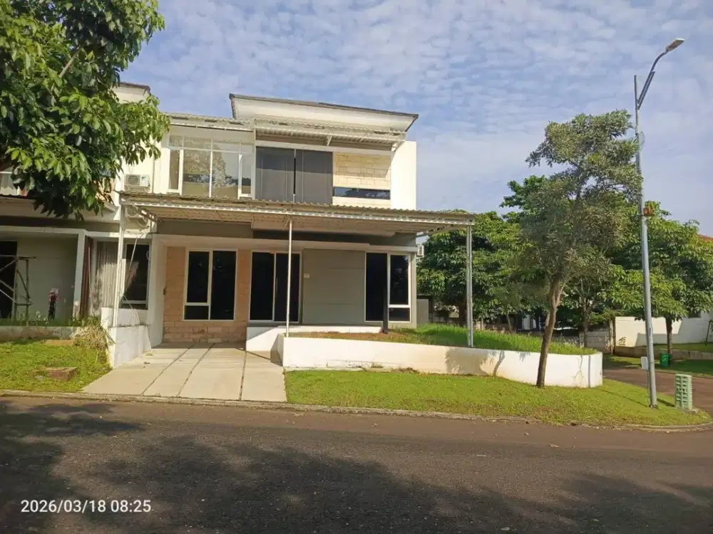 Rumah mewah Ivy Park Citraland BSB City Dekat DANAU