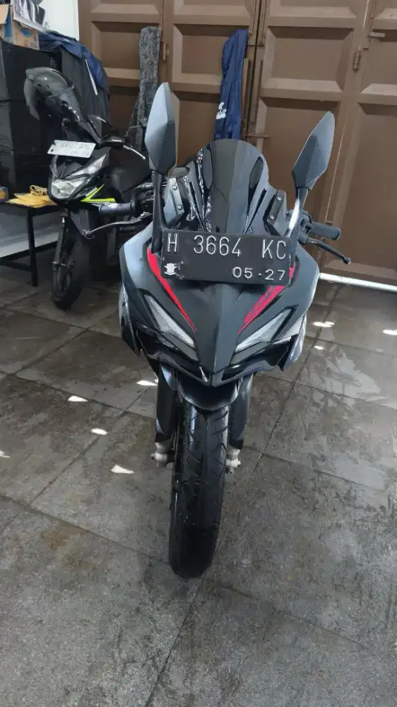 JUAL CEPAT CBR 150 R ABS HiTAM