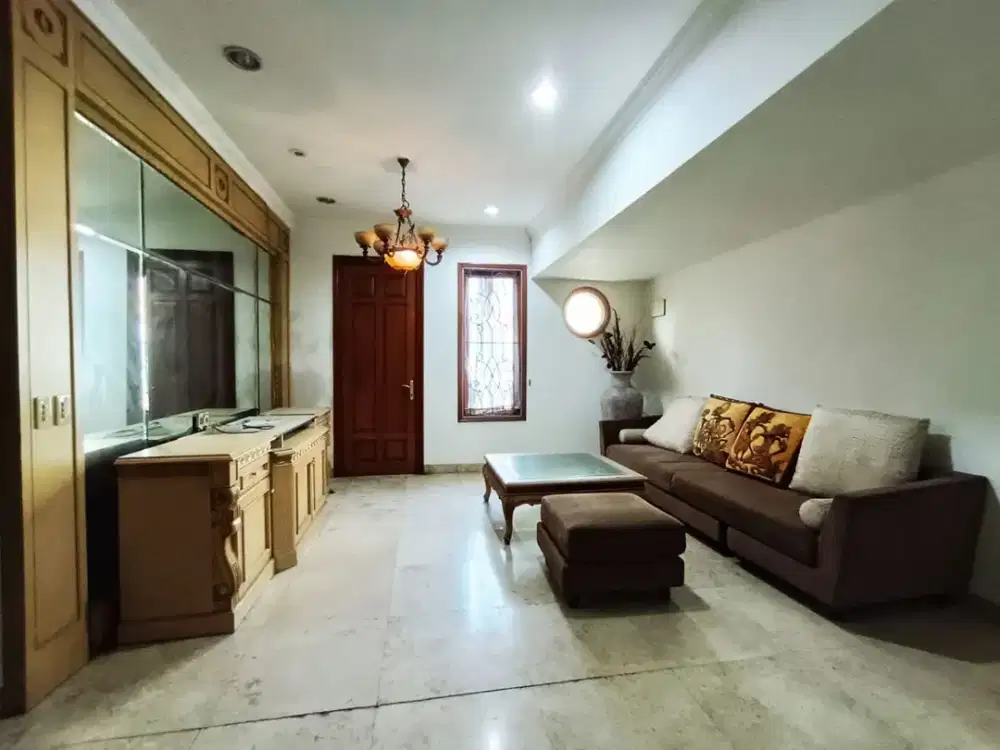 Rumah Dijual Kelapa Gading di Gading Kirana Timur Siap Huni