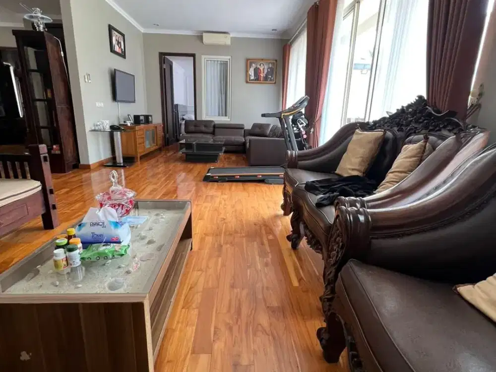 Rumah Mewah KBP Larang Tapa Semi Furnished Taman Depan Belakang Dengan Kolam Ikan & Gazebo