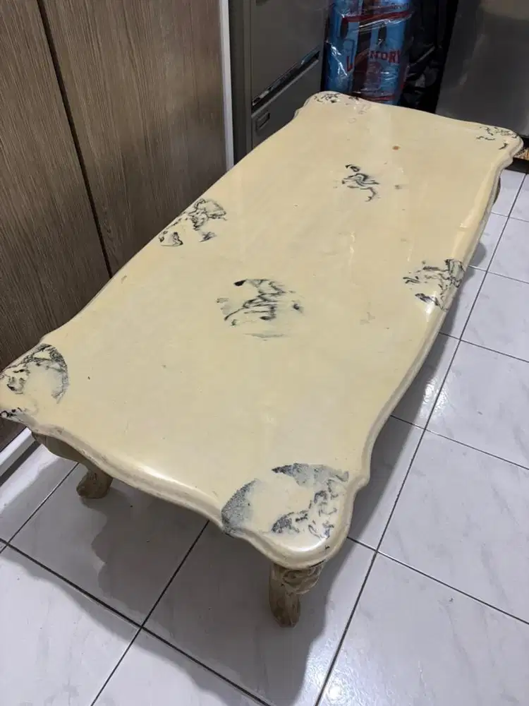 Meja kopi / coffee table Marmer besar