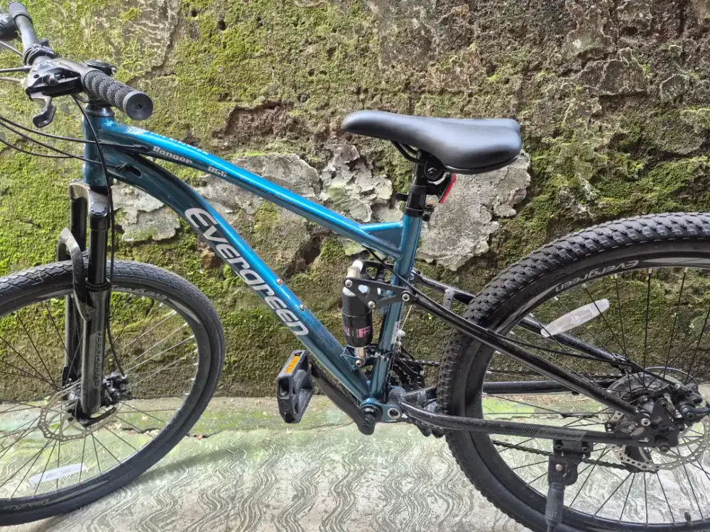 WTS Sepeda Gunung Evergreen