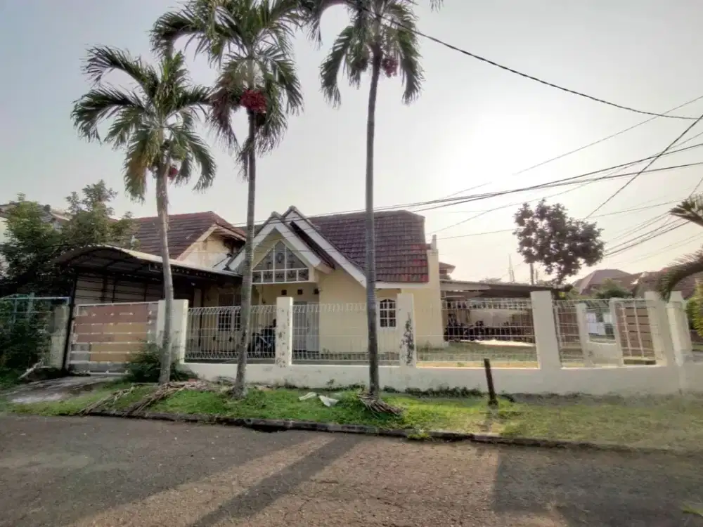 Dijual Rumah Di Pojok - Griya Loka Sektor 1.3 BSD, Tangerang Selatan