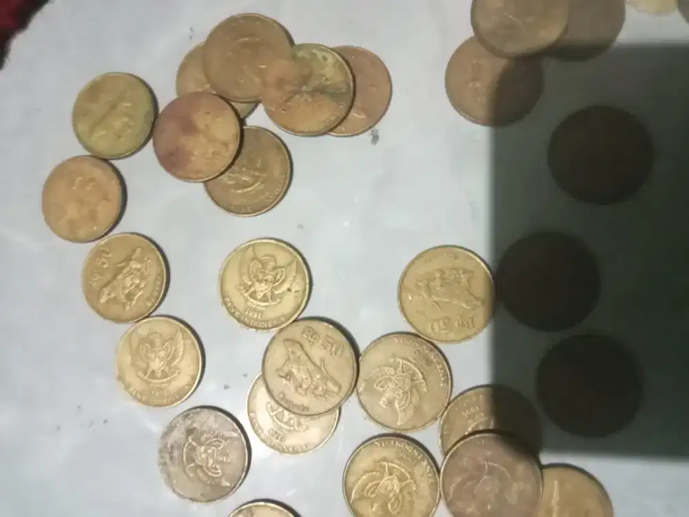 Koin kuno ada banyak juall satuan bisa, buat nambah koleksi