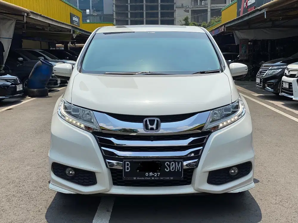 HONDA ODYSSEY 2.4 PRESTIGE E AT PUTIH 2019