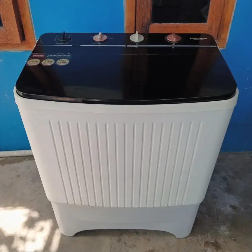 Mesin cuci polytron 2 tabung.