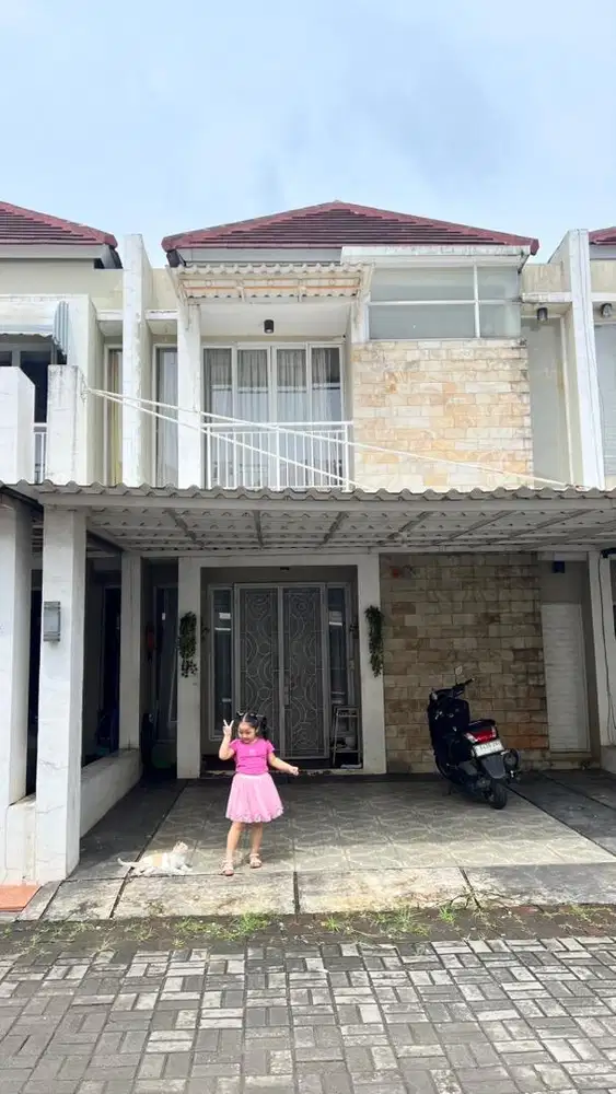 Disewakan Rumah 2 Lantai Dekat St. Sudimara, Pintu Tol BSD, Superindo