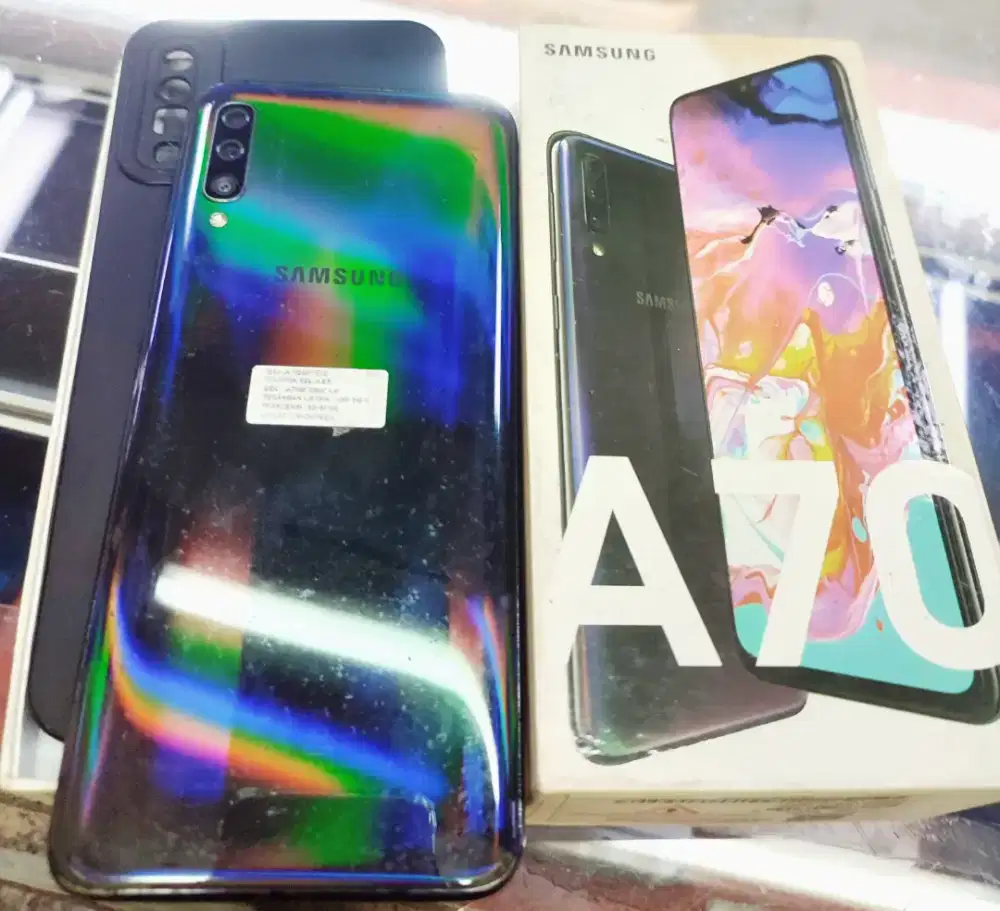 Samsung galaxy A70 ram 6/128 gb