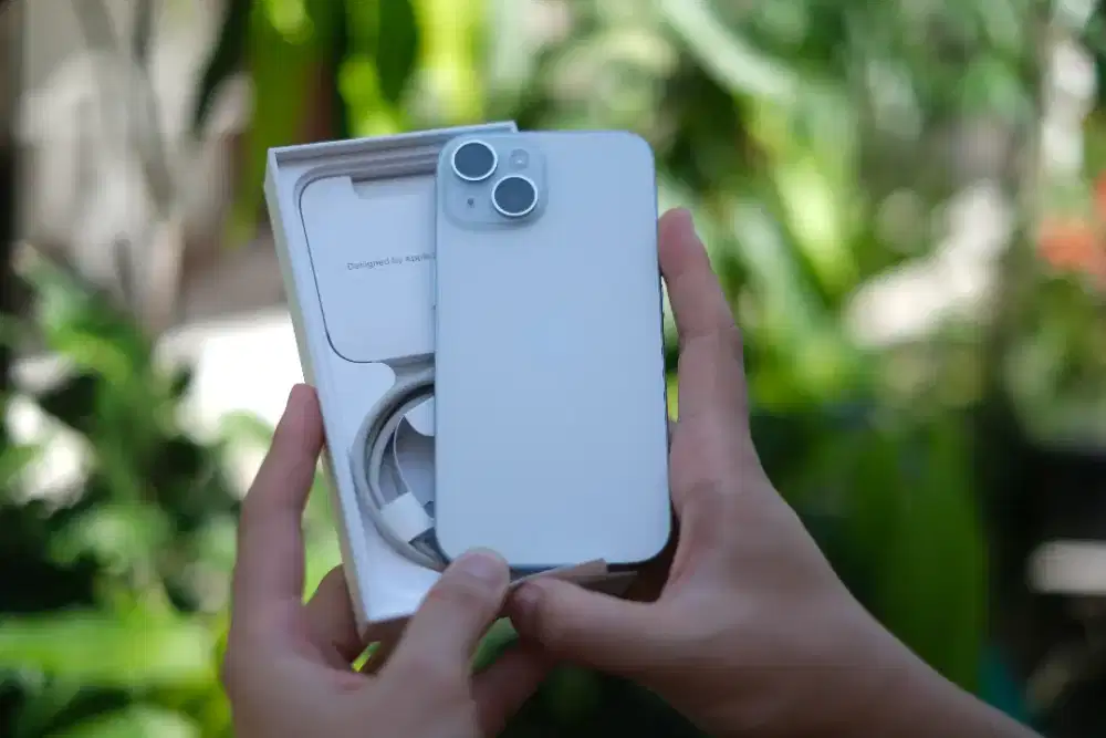 iPhone 15 Blue 128GB Resmi Like New