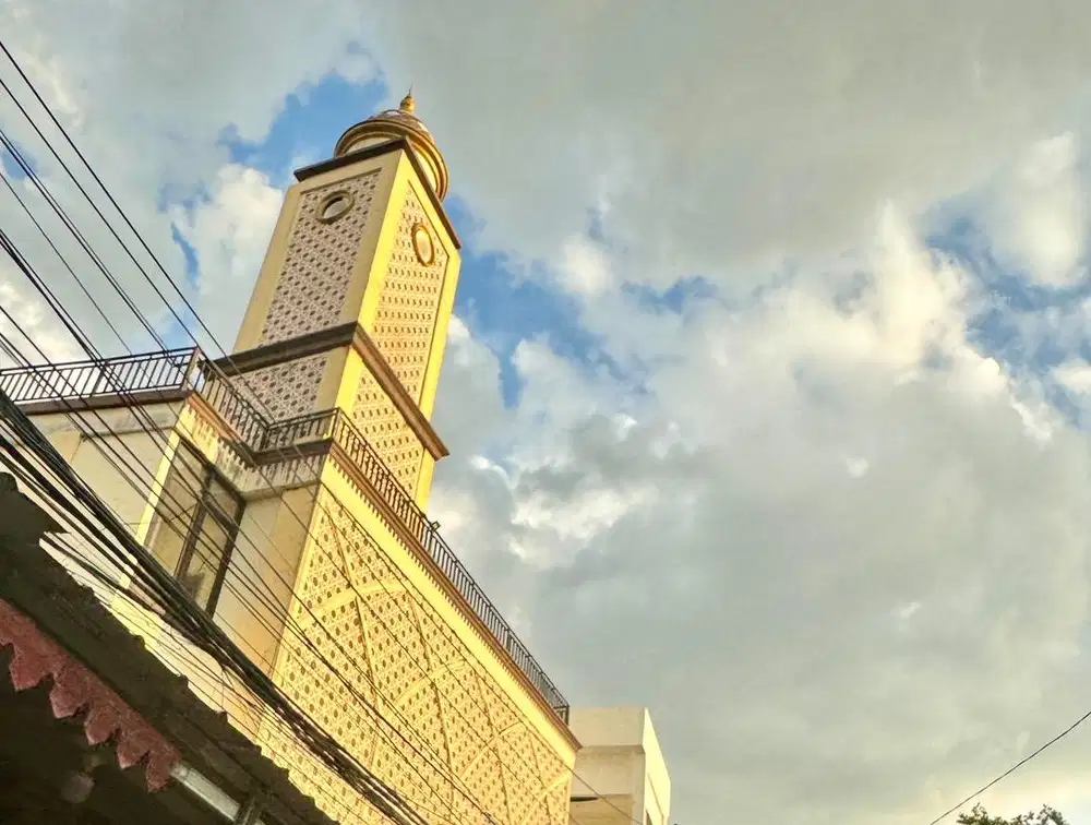 DICARI ART BEBERES + MOMONG