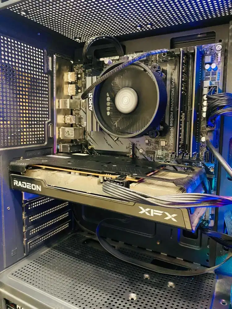 PC Gaming AMD Ryzen 5 5600XT, 32GB RAM, XFX Amd Radeon RX6600 XT 8GB