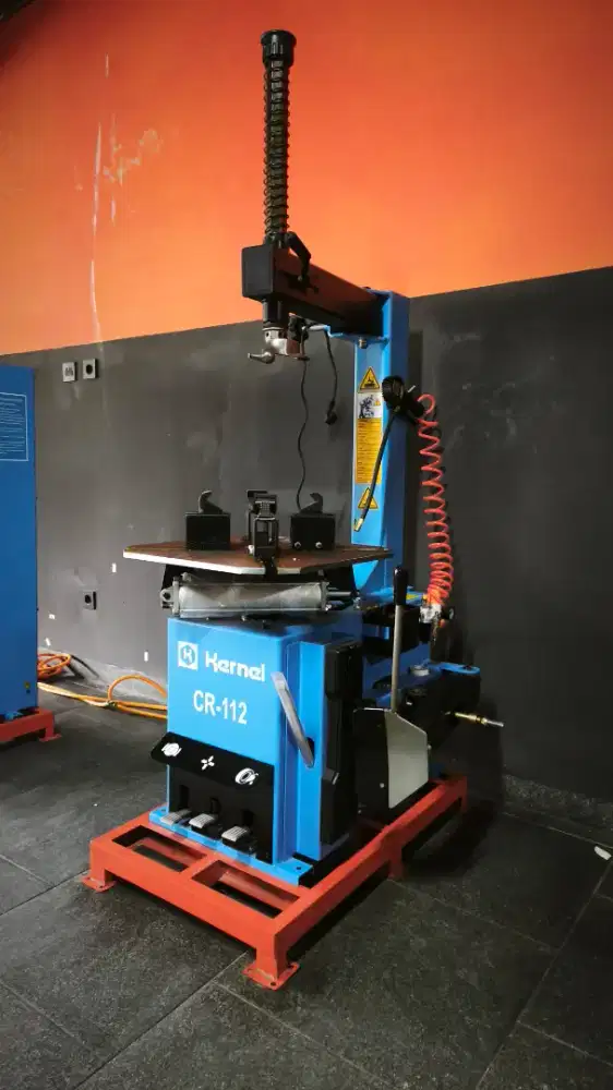 Mesin Buka Pasang Ban (Tyre Changer) Kernel CR-112