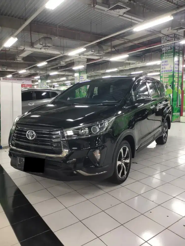 Toyota Innova Venturer Diesel A/T 2022 #matic #hitam