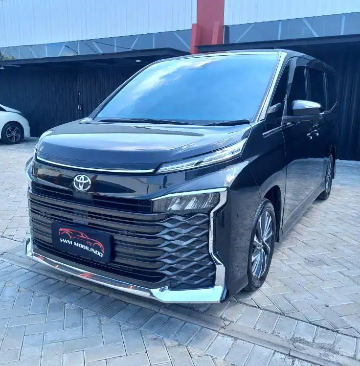 toyota voxy 2.0 AT TSS 2023