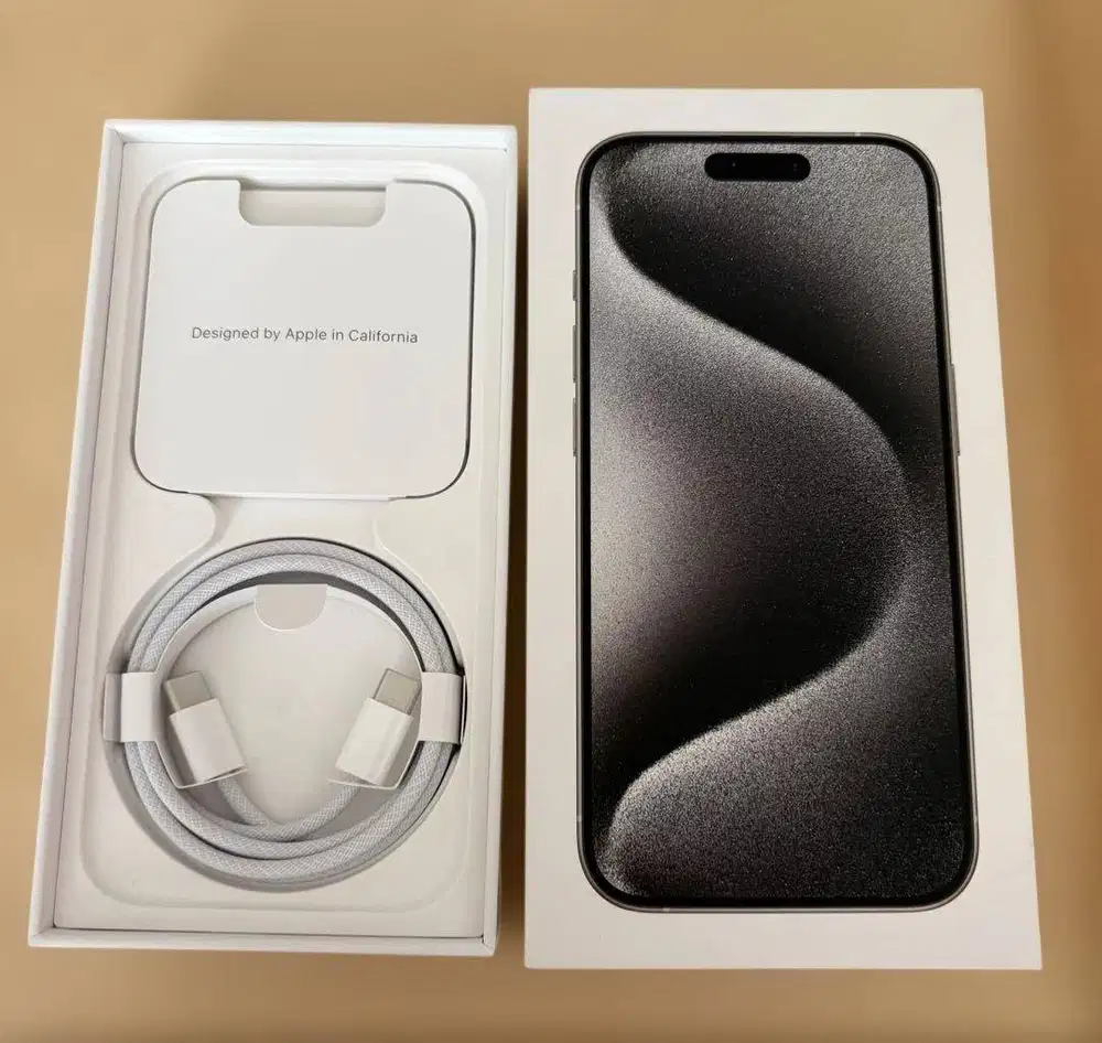 iPhone 15 Pro 128GB Titanium White - Ex Japan - All Operator - Battery