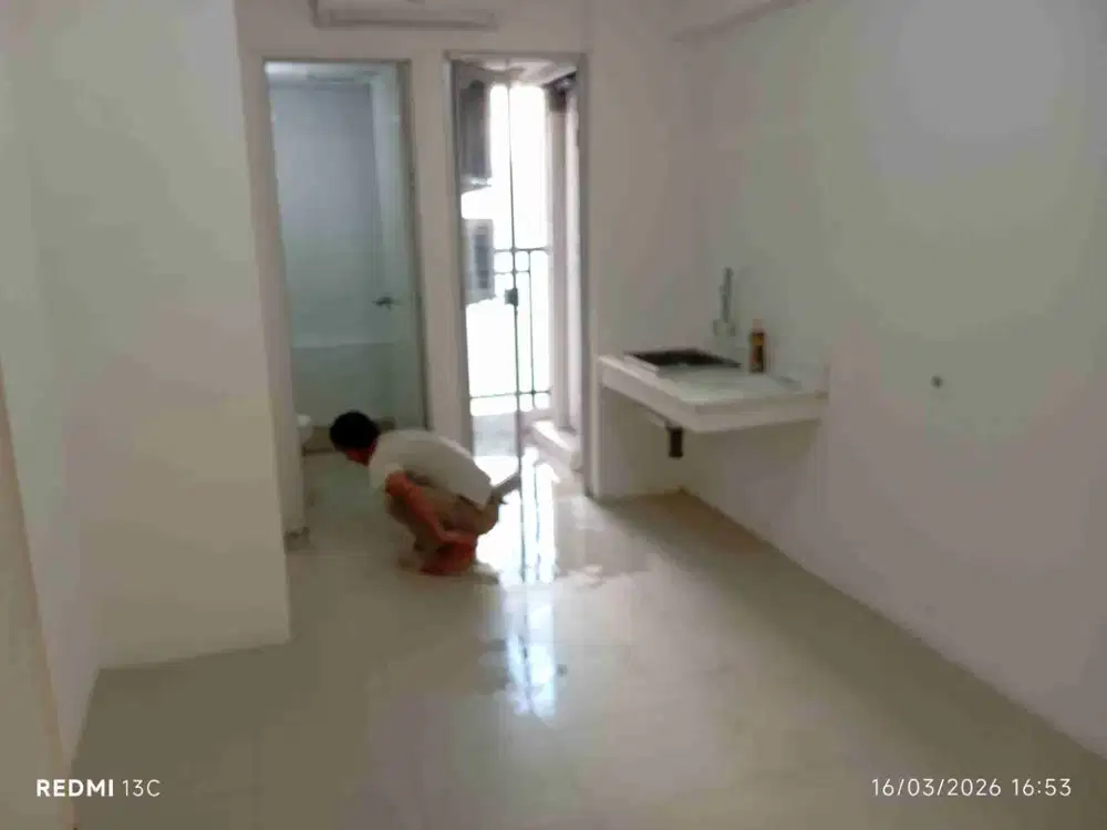 SEWA MURAH 2BR KOSONGAN UNIT TERBATAS TOWER F BASSURA CITY