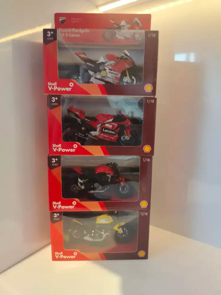 For sell Shell Ducati and Shell Ferrari
