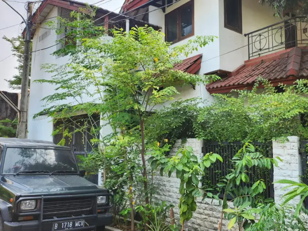 khusus. cari. rumah. besar. murah.   renov.  jual.  untung