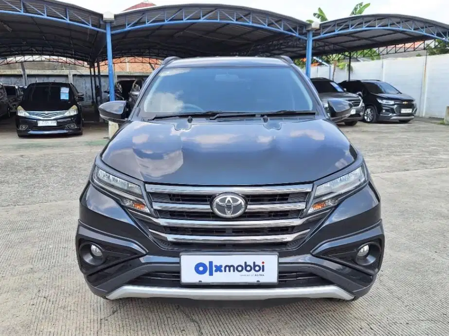 TDP 10JT, Toyota Rush 1.5 G Bensin-AT Hitam 2020