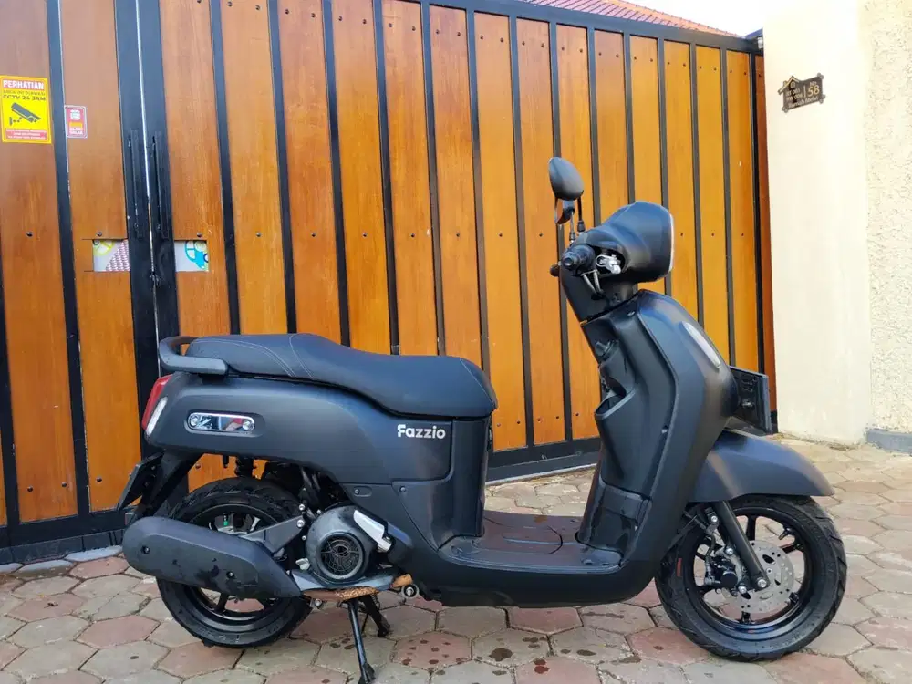 (3) Yamaha Fazzio lux hyberid 2022