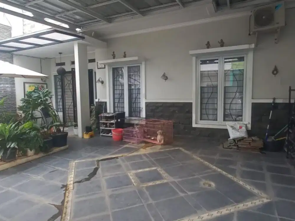 DIJUAL RUMAH MODERN MINIMALIS DI CIPAYUNG JAKARTA TIMUR