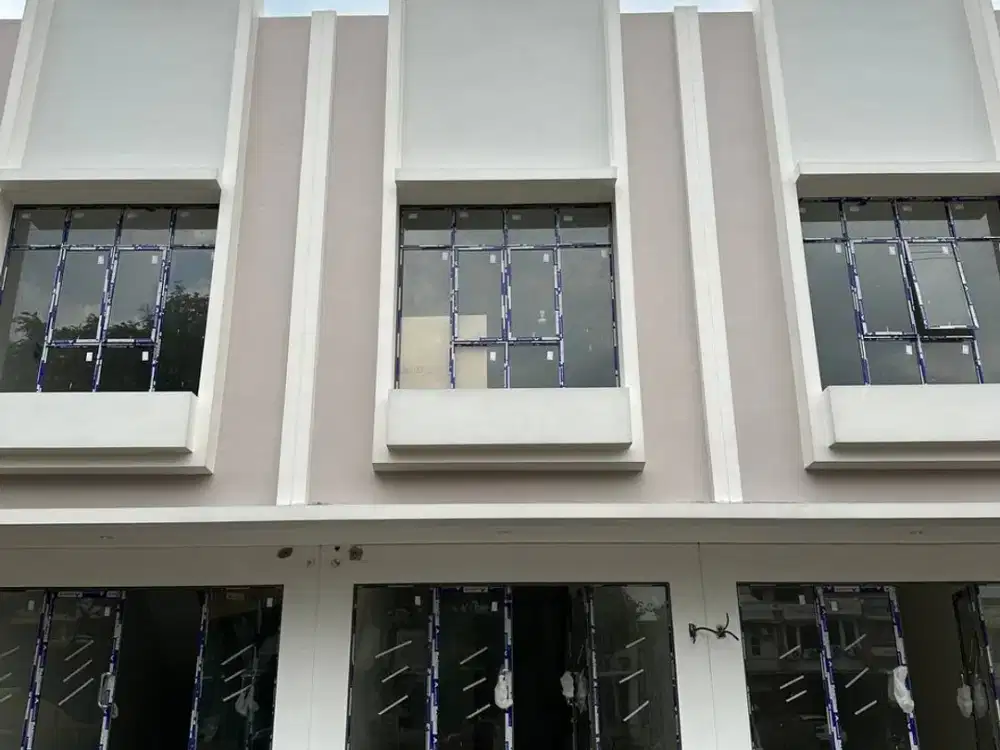 RUKO PANJANG HADAP JALAN TERMURAH DI GADING SERPONG