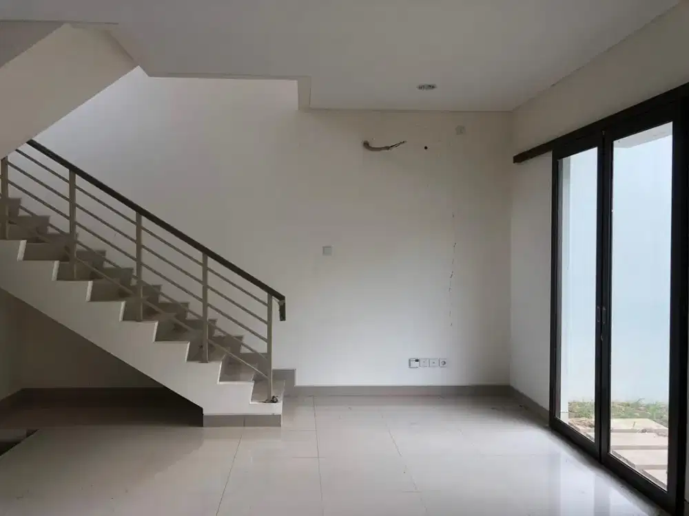 Sewa Rumah Mewah Cluster Shinano Jgc – Depan Taman, Asri & Luas! (015)