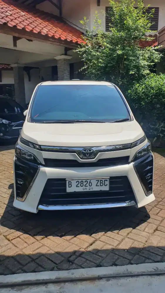 Jual voxy Tahun 2019
