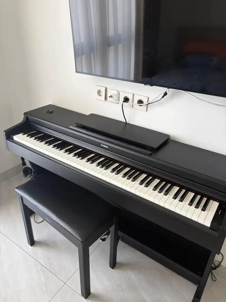 Piano Digital Yamaha Arius YDP-165