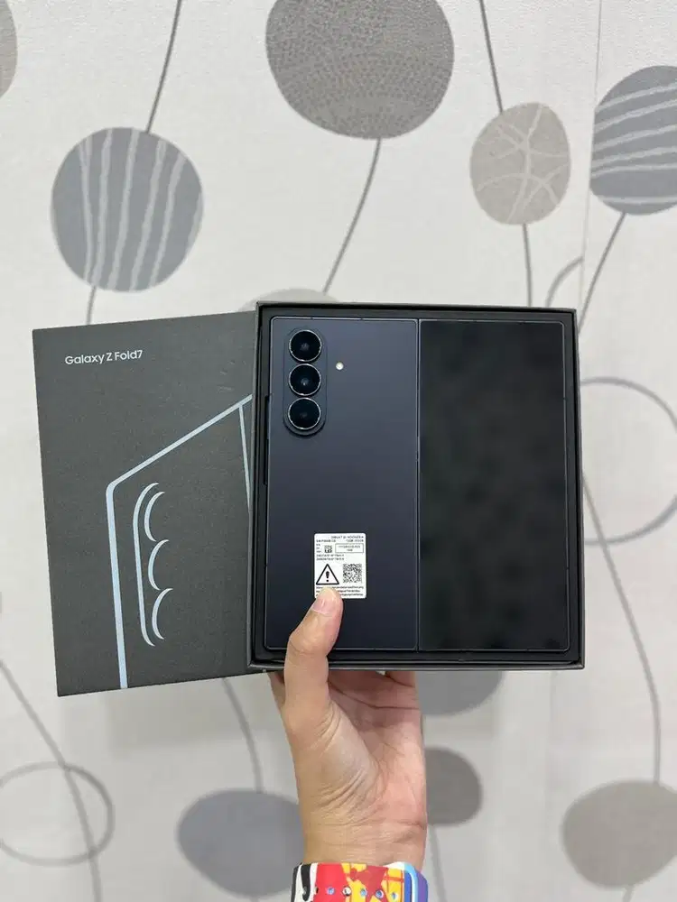 Samsung Z fold 7 12/512 sein