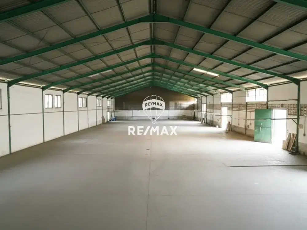 Disewakan Cepat Gudang dipinggir jalan raya di Gedangan, Sidoarjo, Jawa Timur