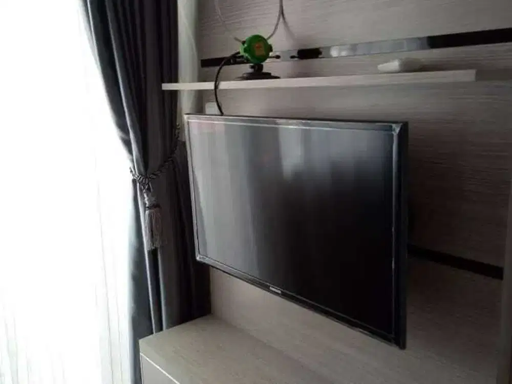 Apartemen the green harian tahunan pramuka city Furnish 2 Kamar