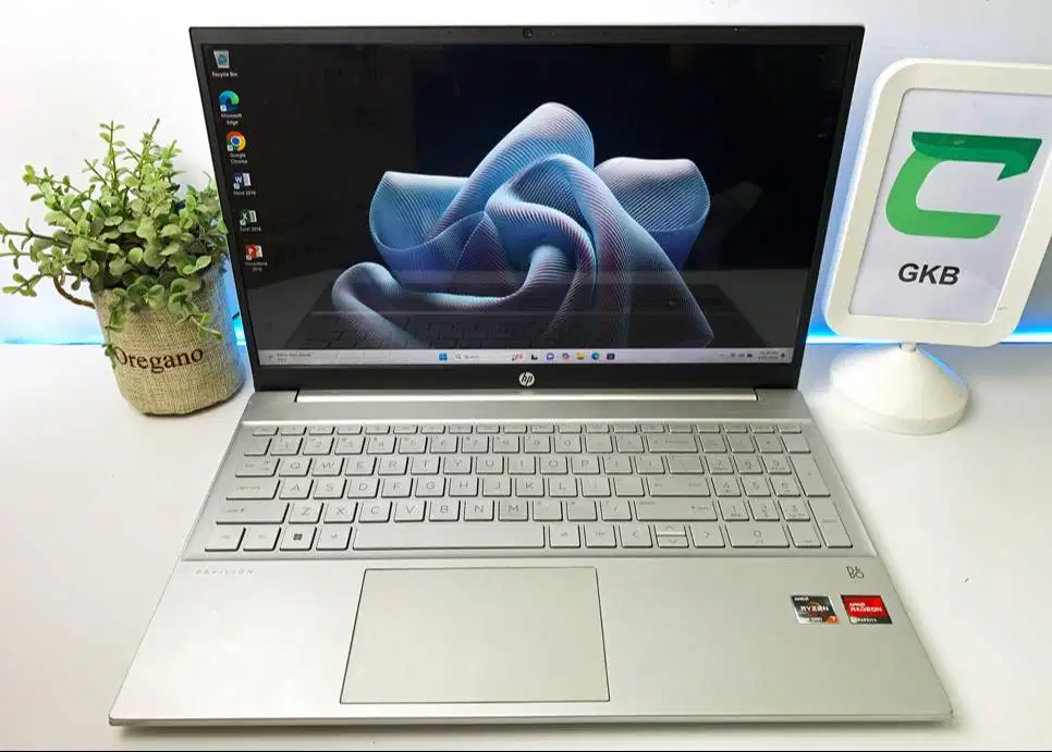 Laptop HP Pavilion Ryzen 7 7730U Ram 8gb Ssd 512gb Full HD IPS Bodi Al
