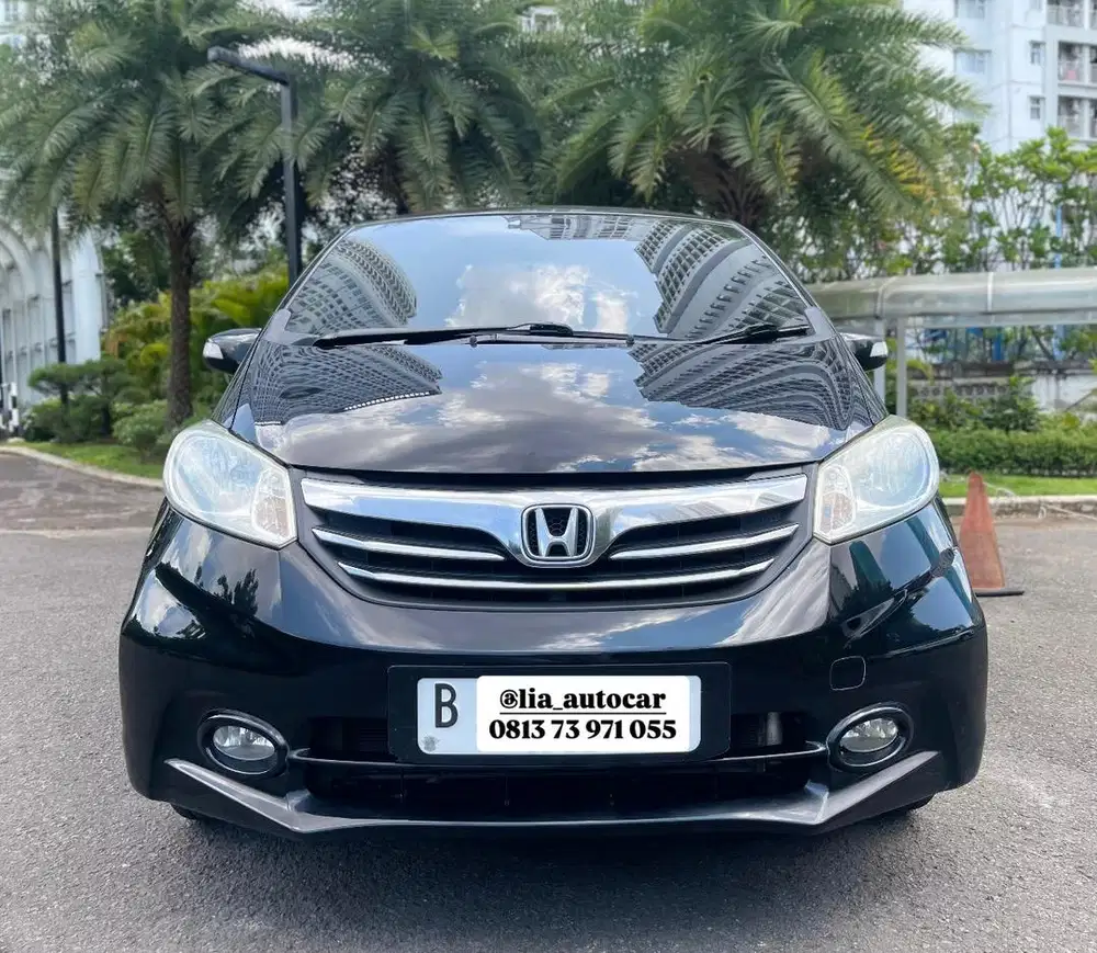 Honda FREED 1.5 PSD 2013 Automatic Harga termurah Low KM istimewa