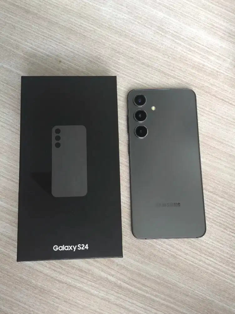 Samsung S24 Reguler 256 Resmi Sein mulus terawat bukan plus atau ultra