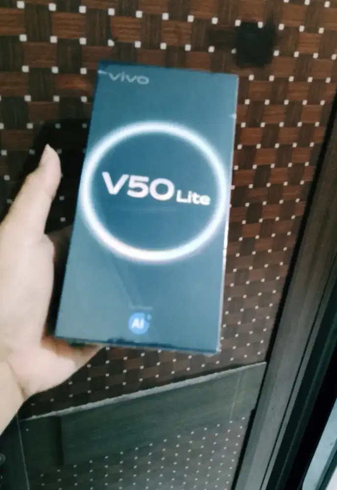 Vivo V50 lite ram 8/128 bnib