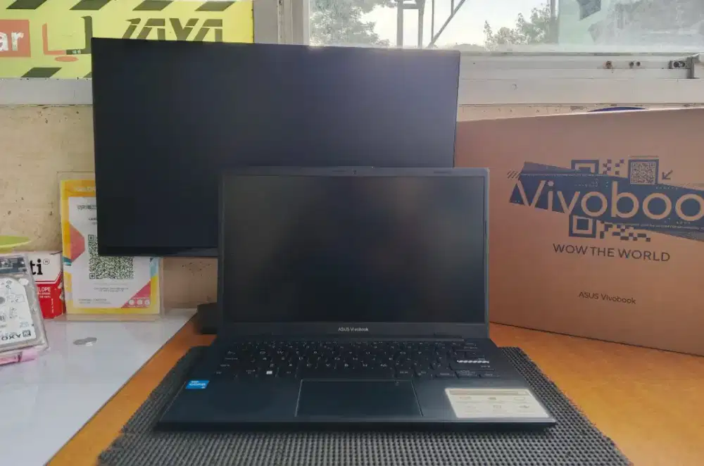Asus VivoBook Go 14 Mulus Fullset Garamsi ON
