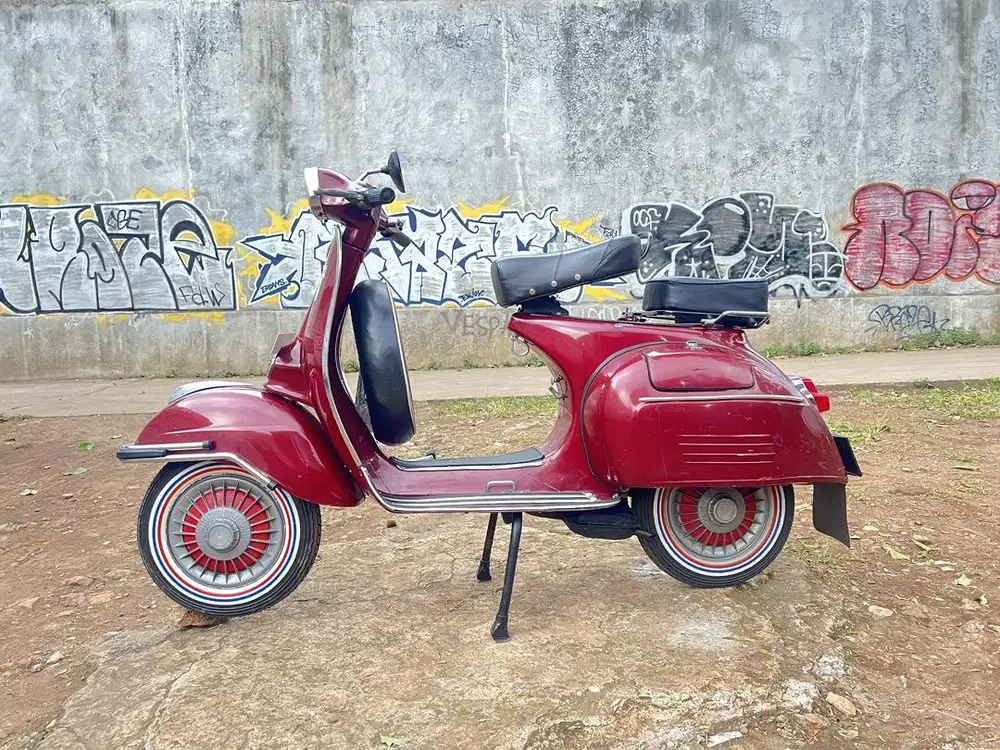 Vespa sprint latin tahun 1968