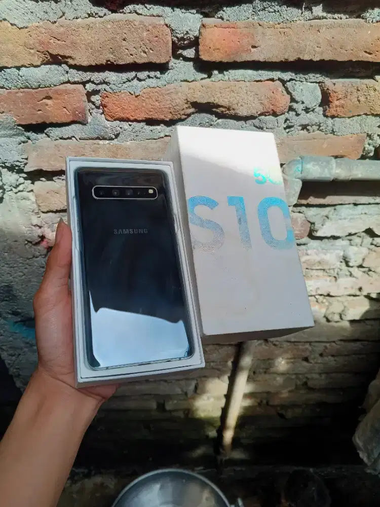Samsung S10 5G 8/256GB Fullset NoMinus