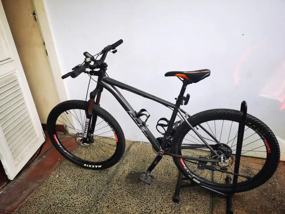 [Polygon] Premier 5.0 2018 Sepeda MTB 27.5 Inch